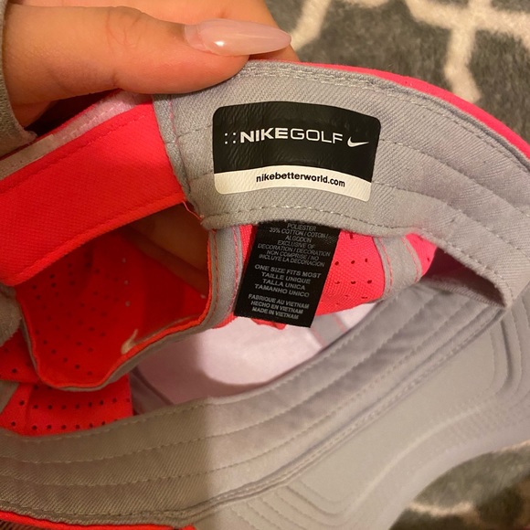 Nike Girls hat - Picture 2 of 6